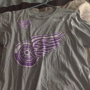 NHL hockey, red wings logo shirt from reebok